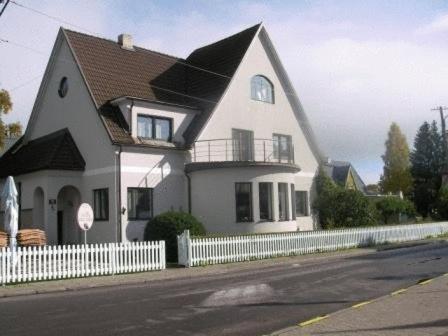 Villa Marleen Parnawa Zewnętrze zdjęcie